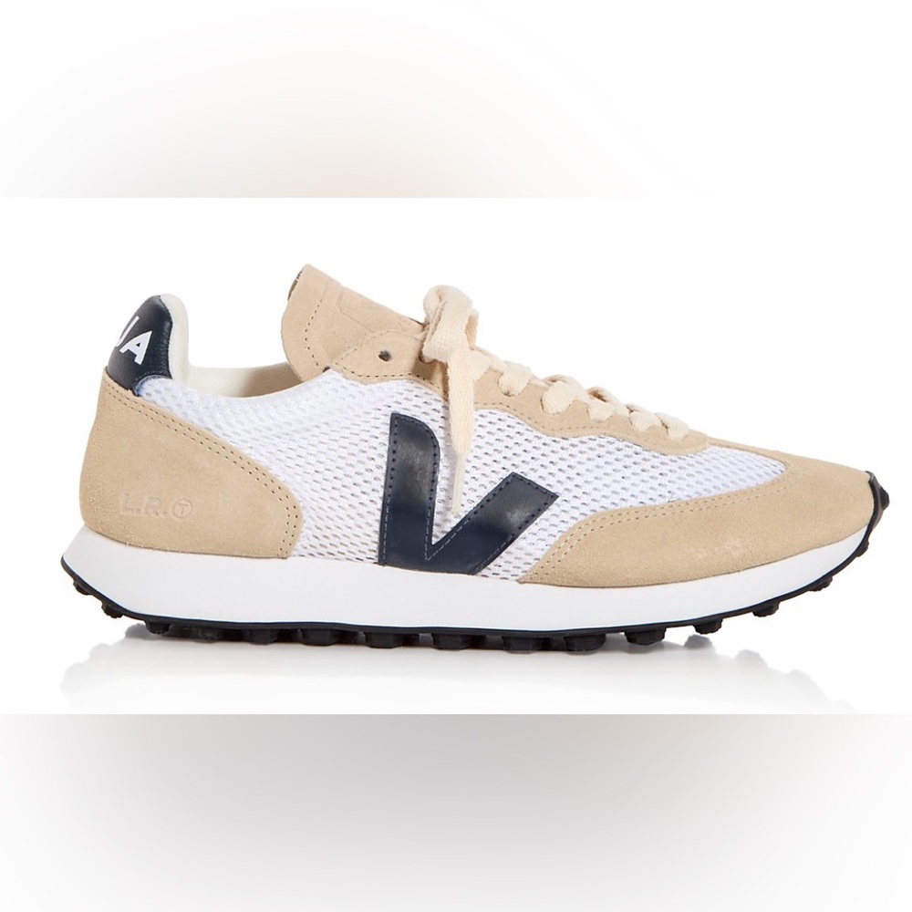 New Veja Women’s Rio Branco Sneakers Size 9